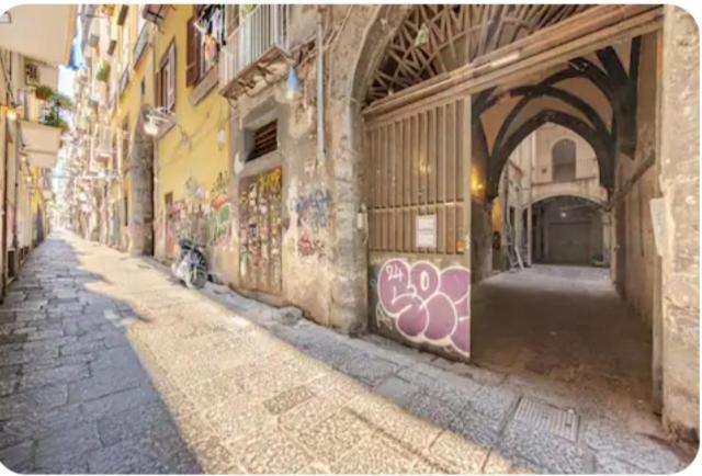 Apartment Casa Albertino-in The Heart Of Naples